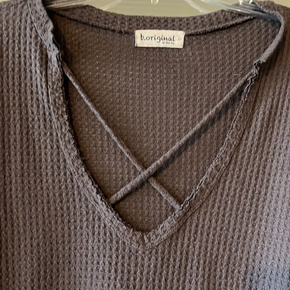 B Original Roomie Oversized Waffle Shirt Brown Comfy Plunge Neck Womens Large - Picture 2 of 9